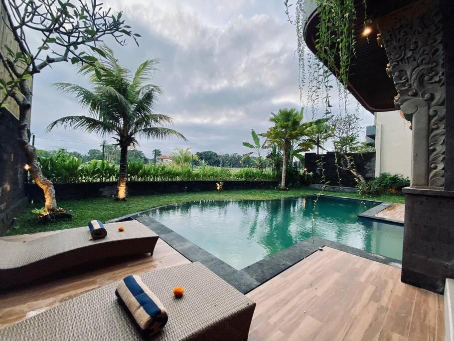 Villa Dewa Dewi 2 Ubud  Luaran gambar